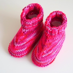 bunte Babyschuhe 4-9 Monate handgestrickt aus Baumwolle