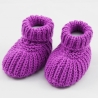 lila Babyschuhe 3-6 Monate Booties gestrickt aus Wolle