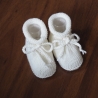 weiße Taufschuhe, 4-9 Monate, gestrickte Babyschuhe, reine Wolle