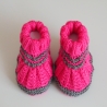 grau pinke Babyschuhe 3-6 Monate aus Babygarn