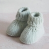 Babyschuhe in zartem Lindgrün, 0-3 Monate, gestrickt, aus Wolle