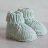 Babyschuhe in zartem Lindgrün, 0-3 Monate, gestrickt, aus Wolle