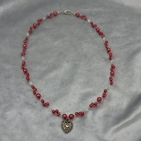 Halskette Damen Trachtenkette rot weinrot Herz weiß transparent