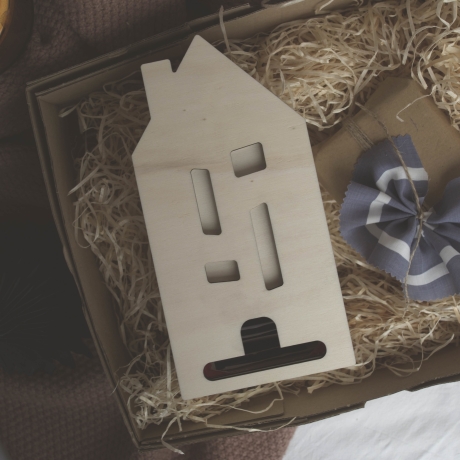 Teehaus aus Holz – Tee Adventskalender, Geschenk für Teeliebhaber