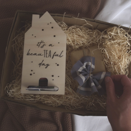 Teehaus aus Holz – Tee Adventskalender, Geschenk für Teeliebhaber