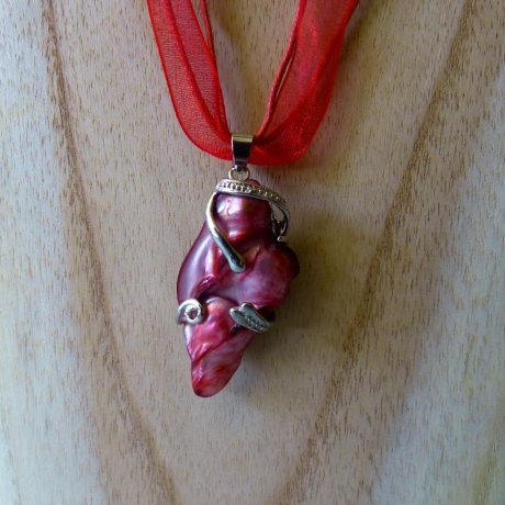 Halskette mit Perlmuttanhänger, rot silber, 40 + 4 cm