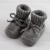 graue Babyschuhe 0-3 Monate Booties gestrickt aus Wolle