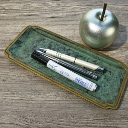 Schreibtischablage, grün patiniert  Early Century Büro