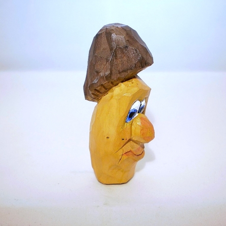 Pilzmännchen, hand geschnitzt und bemalt 