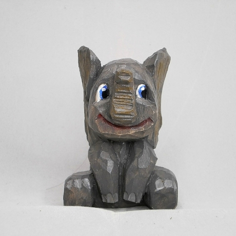 Elefant, hand geschnitzt und bemalt aus Lindenholz