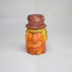 Kürbis, hand geschnitzt und bemalt Kürbis, hand geschnitzt und bemalt