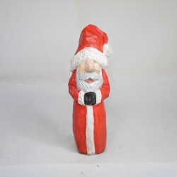 Weihnachtsmann, hand geschnitzt und bemalt Weihnachtsmann, hand geschnitzt und bemalt