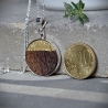 Kettenanhänger Holz – Fachwerk-Eiche mit Blattgold & Silber