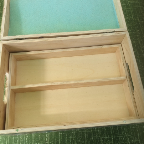 Spielsachen - Box aus Holz