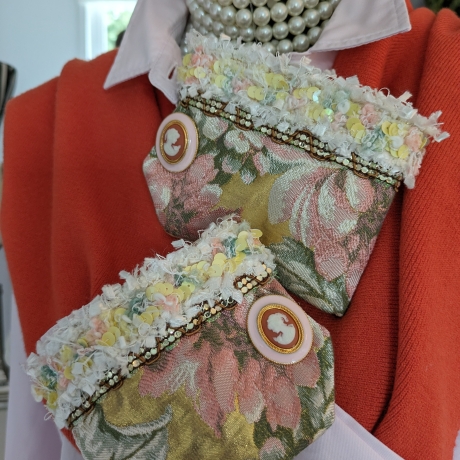 Blusenmanschetten, Armschmuck, Unikat-Anfertigung, Gemmeschmuck