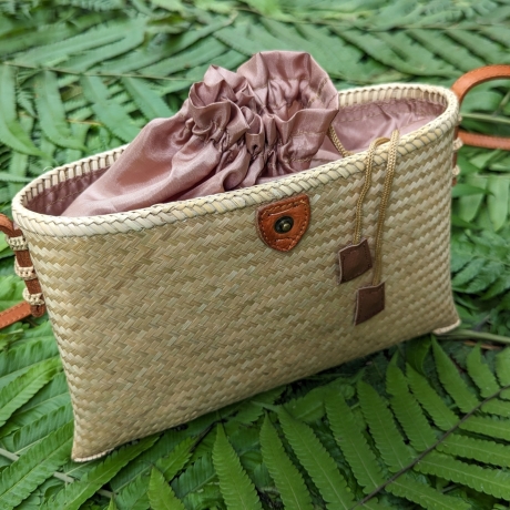 Handgemachte Bambus Handtasche Damen 25 x 20 cm 3 Farben Handmade