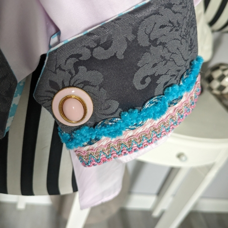 Armschmuck, Blusenmanschetten, vergoldete Knöpfe, Einzelstück