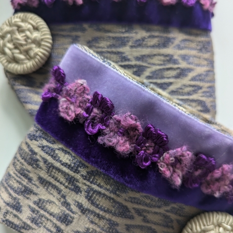 Zauberhafter Armschmuck mit Manschettenknöpfen Original 30iger J.