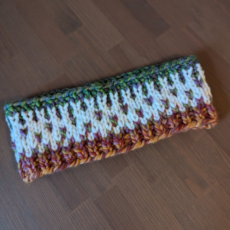 Kuscheliges Stirnband - handgestrickt