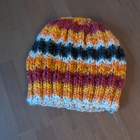 Kuschelige Wintermütze - handgestrickt