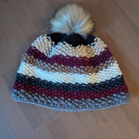 Kuschelige Wintermütze - handgestrickt