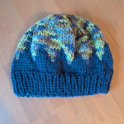 Kuschelige Wintermütze - handgestrickt