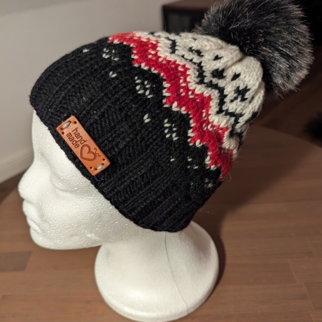 Kuschelige Wintermütze - handgestrickt