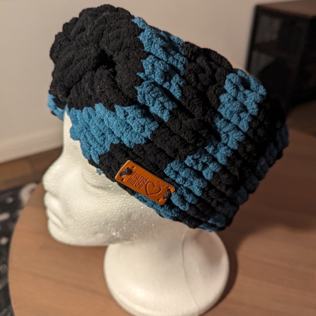 Kuscheliges Stirnband - handgestrickt
