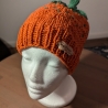 Kuschelige Wintermütze - handgestrickt