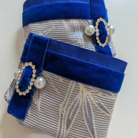 Exclusiver Armschmuck mit antiken Strasselementen, Einzelstück