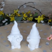 Wichtel mit Blumen & Herzen