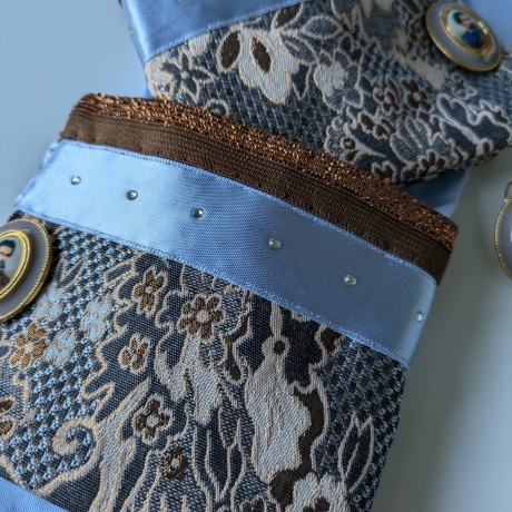 Königlich eleganter Armschmuck der jedes Styling verzaubert