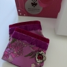 Floraler Armschmuck mit ausdrucksstarkem Manschettenknopf- Unikat