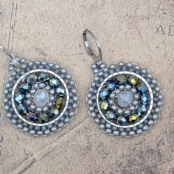 Boho Hängeohrringe aus Glasperlen in Silber/Blau, handmade