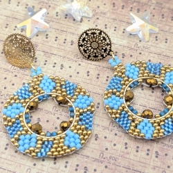 Boho Hängeohrringe aus Glasperlen in Gold, handmade