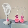 Farbenfrohe Ohrringe mit Blumenperlen