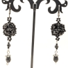 Hängeohrringe, Handgefertigte Perlenohrringe in Schwarz –Gothic