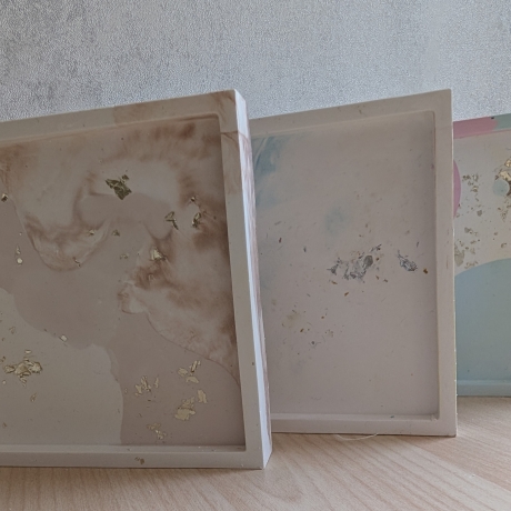 kleiner eckiger Teller