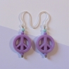 Ohrring mit PEACE Symbol