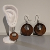 Ohrring mit Holzanhänger