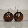 Ohrring mit Holzanhänger