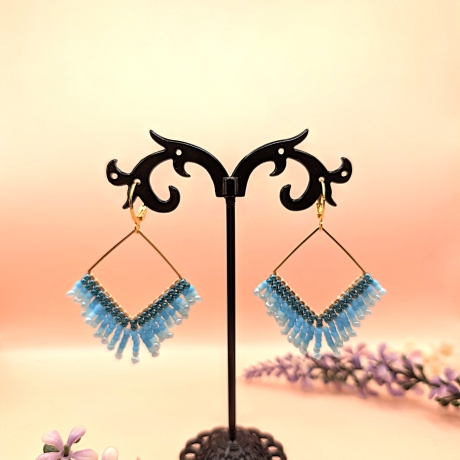 Boho Ohrringe hängend aus Glasperlen, Fransenohrringe, Blau