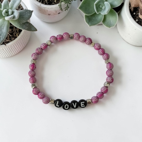 Perlenarmband LOVE