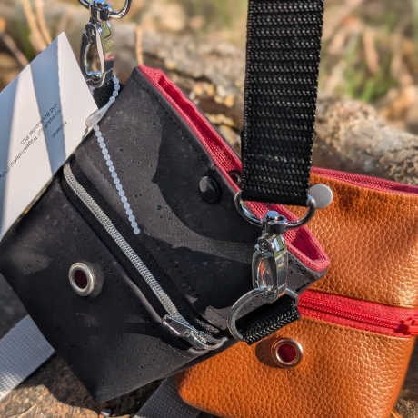 Hand & Pfote unterwegs -kleine individuelle Gassi-/ Umhängetasche