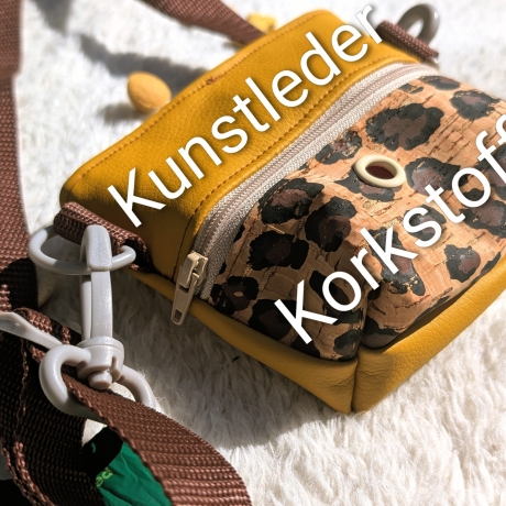 Hand & Pfote unterwegs -kleine individuelle Gassi-/ Umhängetasche