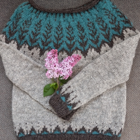 Isländischer Wollpullover - Größe S/M
