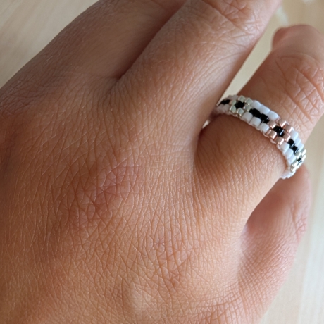 personalisierter Ring mit floralem Muster | Wunschfarben