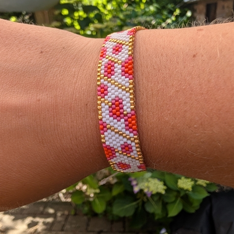 personalisiertes Armband Leo-Muster | Perlenarmband Wunschfarben