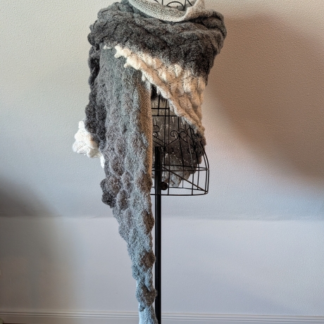 Schal / Dreieckstuch - handgestrickt 