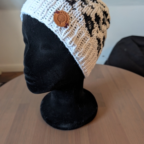Kuschelige Wintermütze - handgestrickt